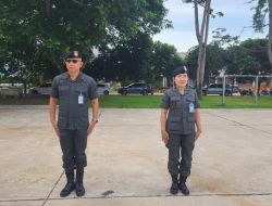 เข้าแถวเคารพธงชาติ กล่าวคำสัตย์ปฏิญาณ ตรวจยอดกำลังพล ตรวจเครื่องแบบและทรงผม  พร้อมชี้แจงหัวข้อราชการ